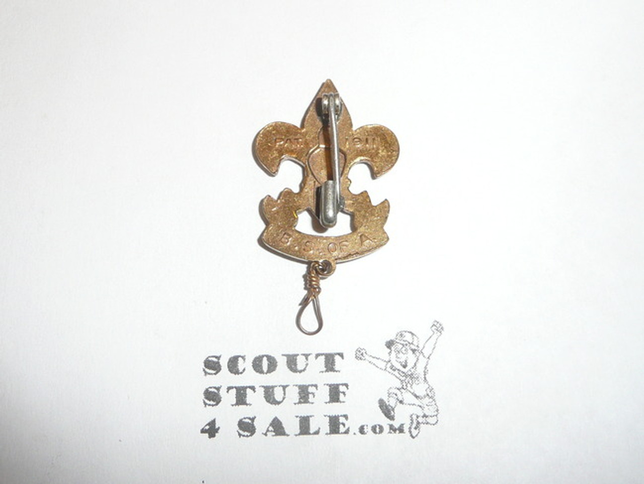 First Class Scout Rank Pin (Could be used as Generic Scouting Collar Pin), Safety Pin Clasp, 33mm tall (incl knot), PAT 1911 & BS of A back markings, wire knot