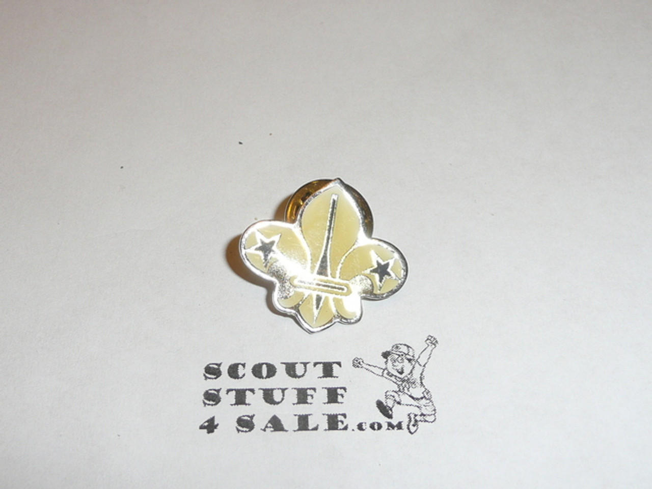 Foreign Scouting Emblem Pin