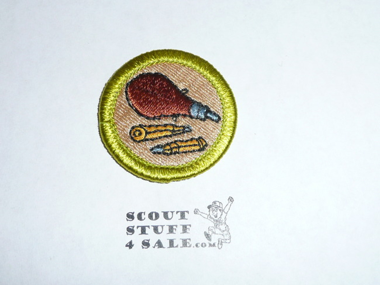 Rifle Shooting - Type H - Fully Embroidered Plastic Back Merit Badge (1972-2002)