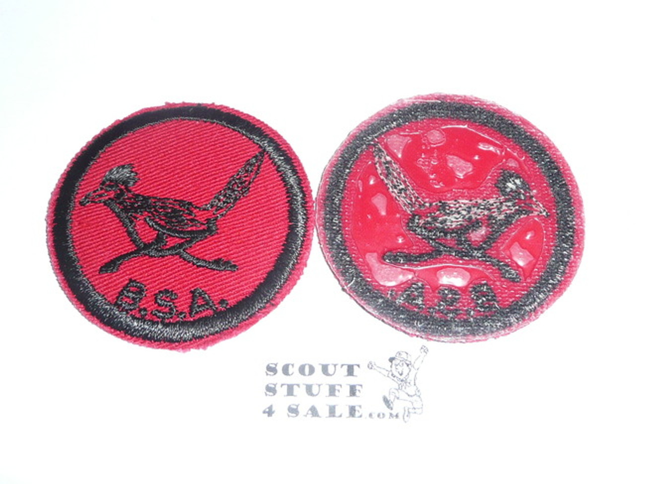 RoadRunner Patrol Medallion, Red Twill with plastic back, 1955-1971