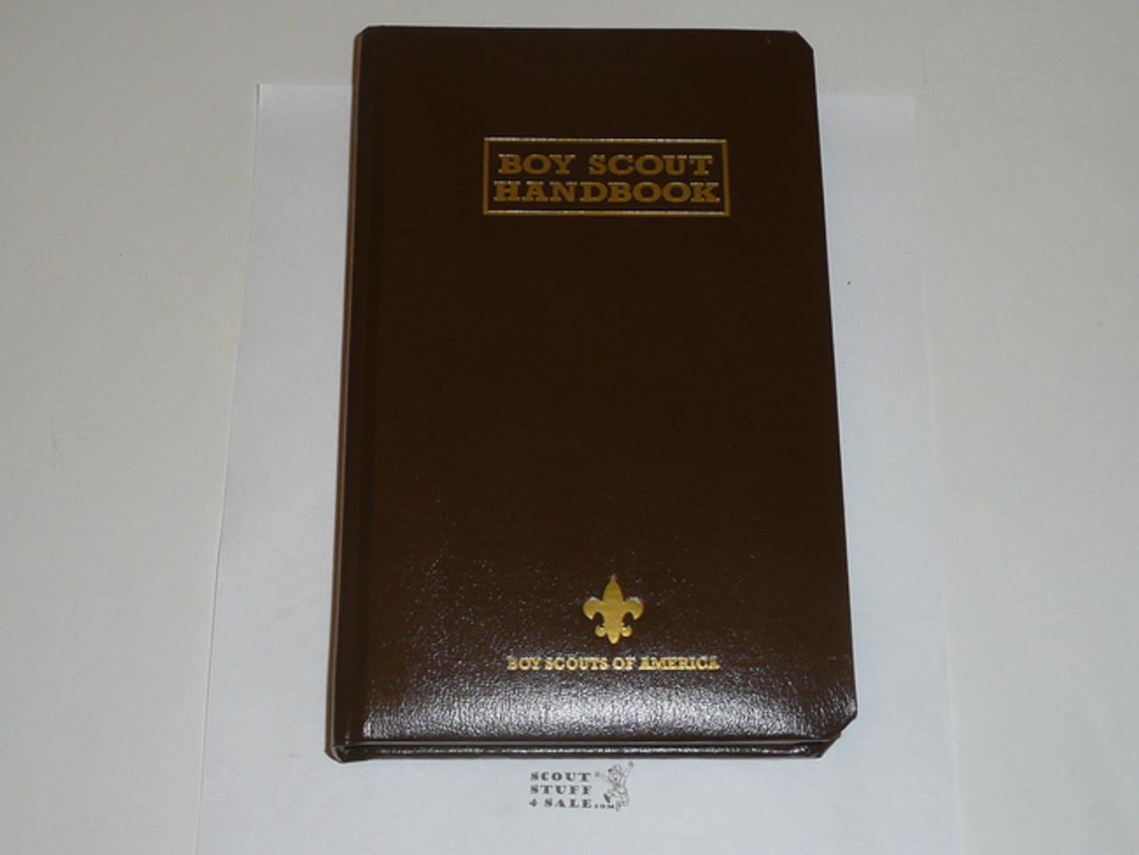 1998 Boy Scout Handbook, Eleventh Edition, First Printing, RARE Leather binding non-numbered, MINT condition