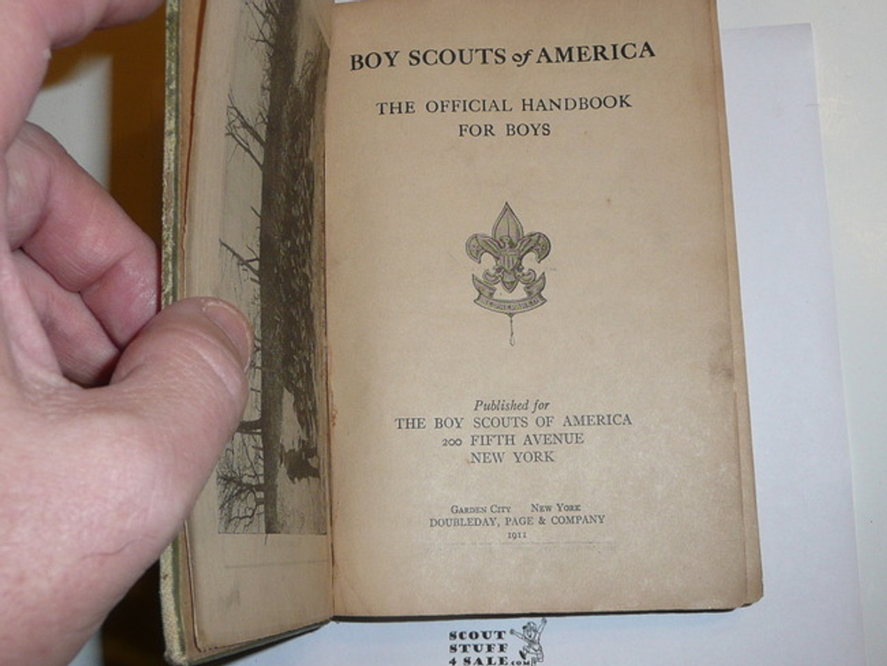 1911 Boy Scout Handbook, First Edition, Second Printing, Hardbound, 404 numbered Pages, Some wear but solid and complete