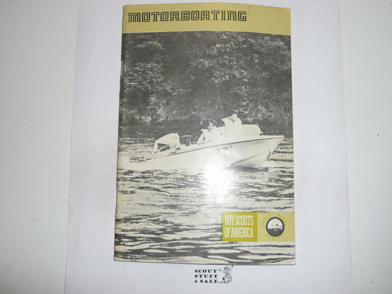 Motorboating Merit Badge Pamphlet, Type 8, Green Band Cover, 5-78 Printing