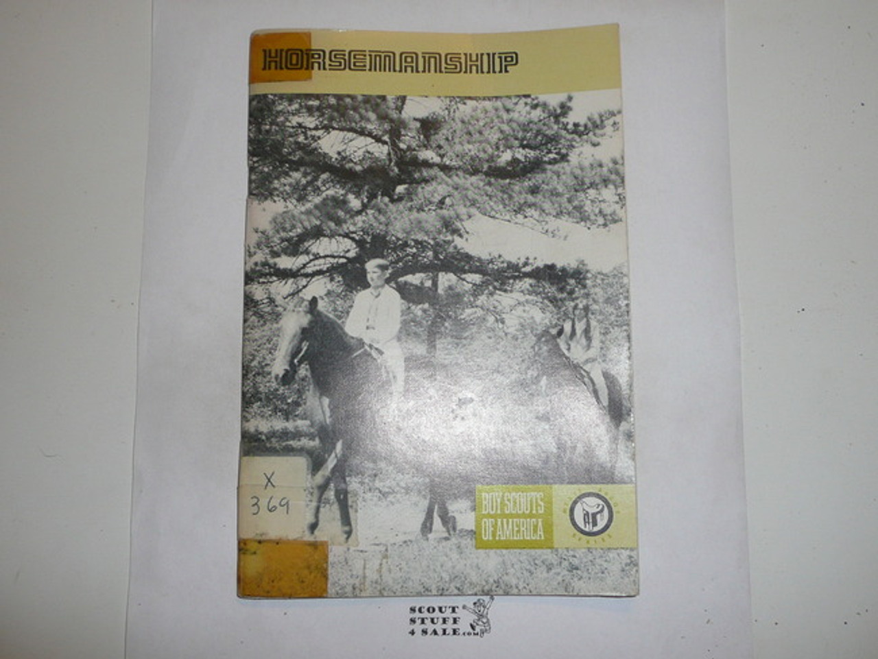 Horsemanship Merit Badge Pamphlet, Type 8, Green Band Cover, 4-77 Printing