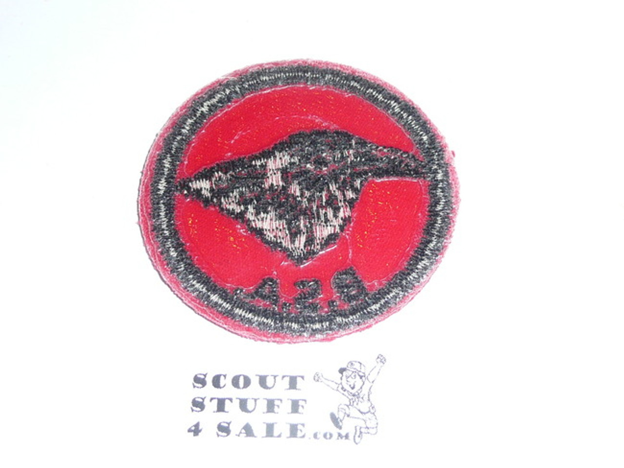 Raven Patrol Medallion, Red Twill with plastic back, 1955-1971