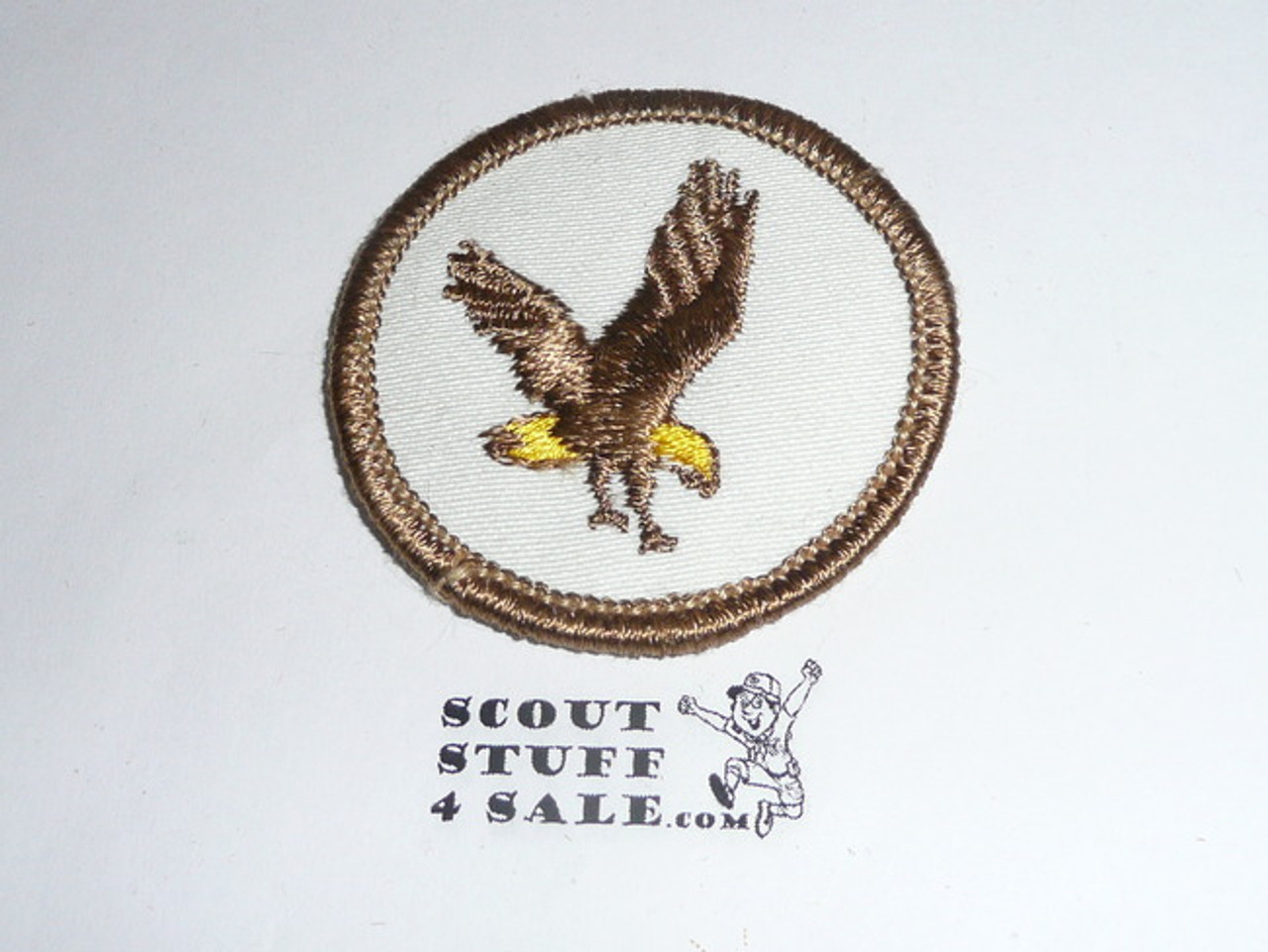 Flying Eagle "Flying Banana" Patrol Medallion, White Twill with plastic back, 1972-1989