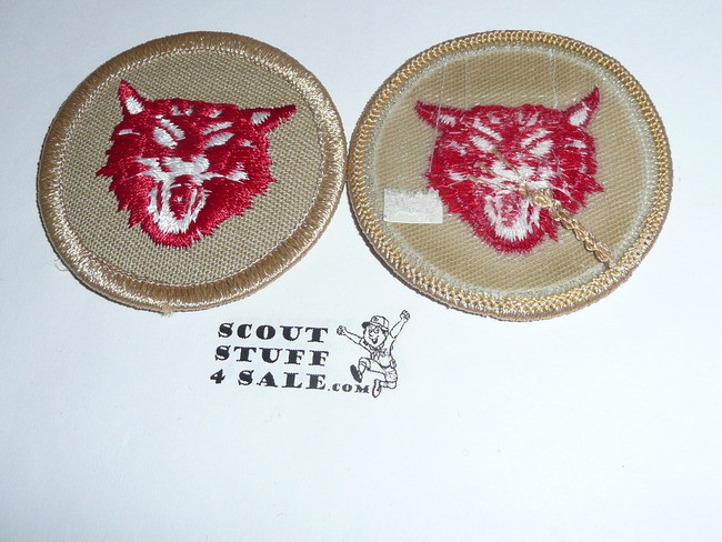 Bobcat Patrol Medallion, Tan Twill with plastic back, 1989-2002
