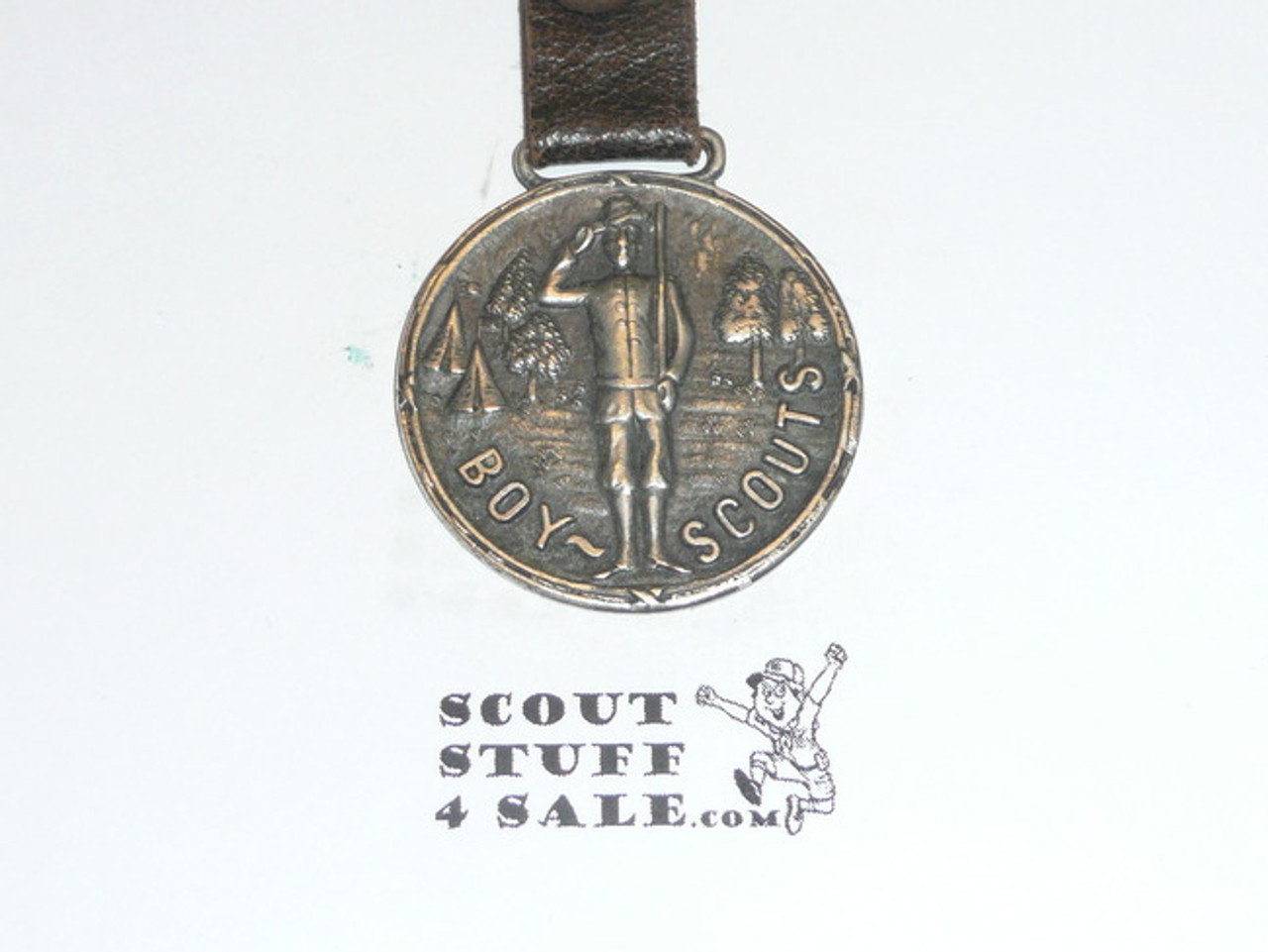 Silver Boy Scout Watch Fob, Satanding Saluting Scout