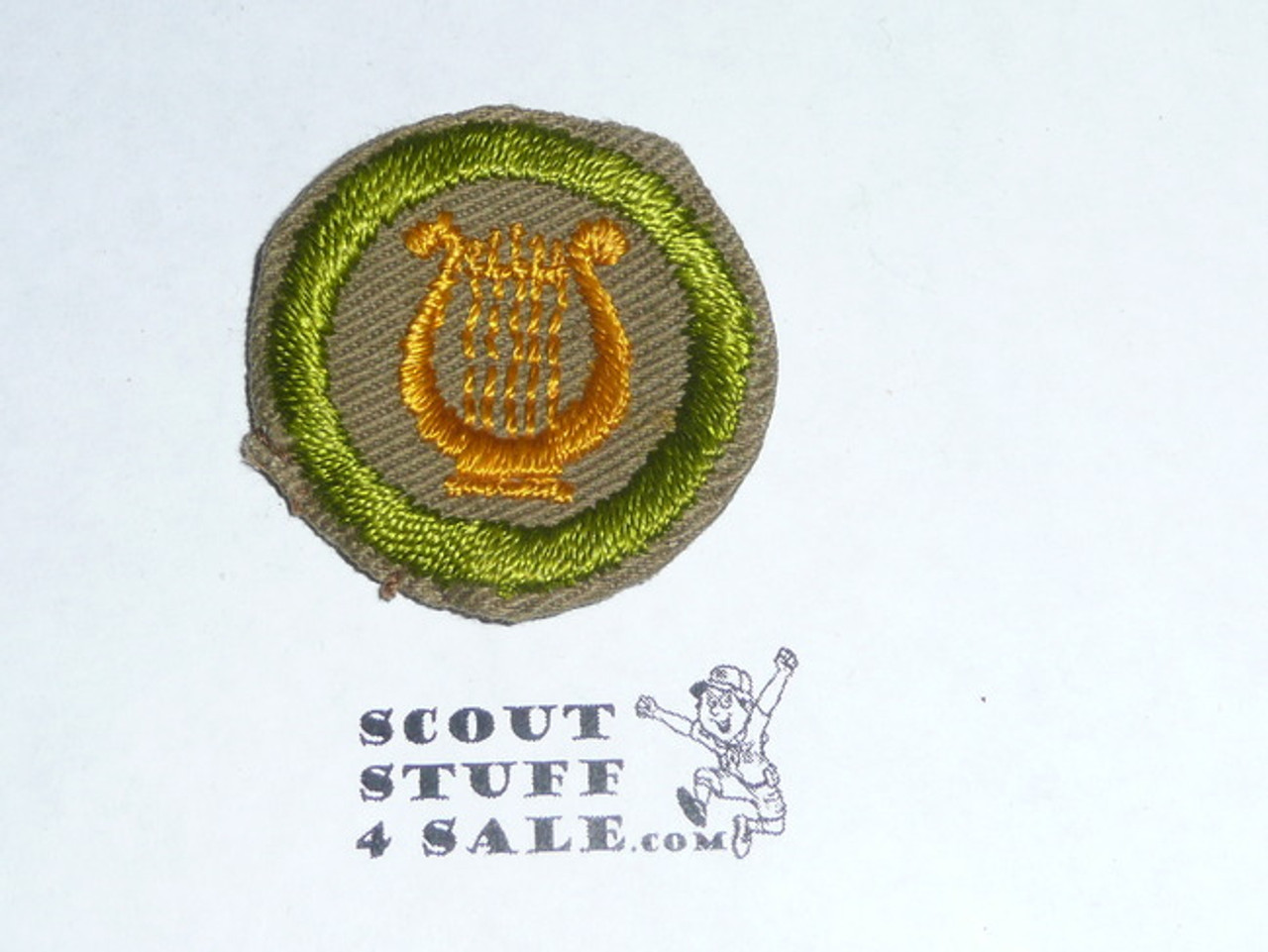 Music - Type C -  Tan Crimped Merit Badge (1936-1946)