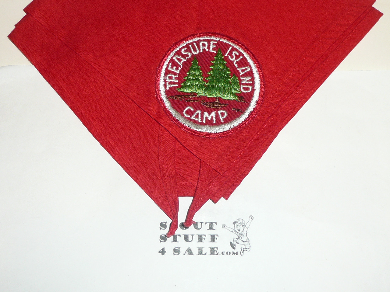 Treasure Island Camp, Philadelphia Council, Neckerchief, red with patch