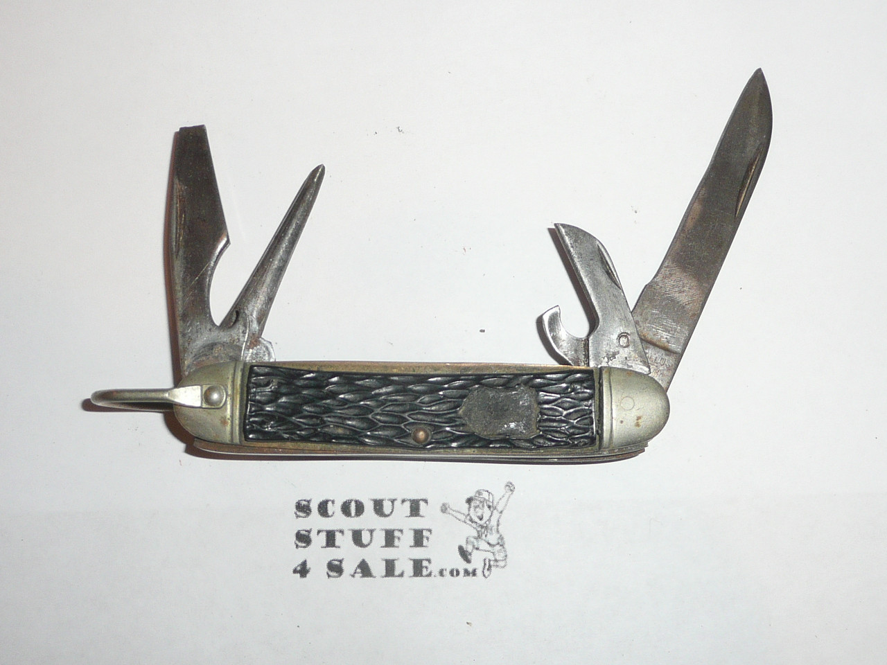 Boy Scout Knife, Camillus Manufacturer, Used and missing emblem, BS002