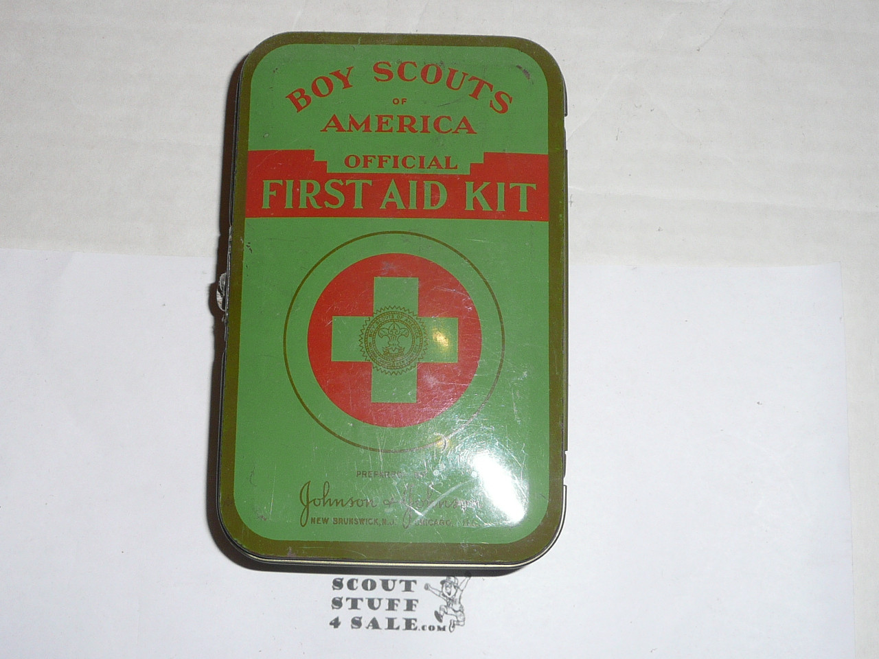 1930s boy scout first aid tin, lots of content