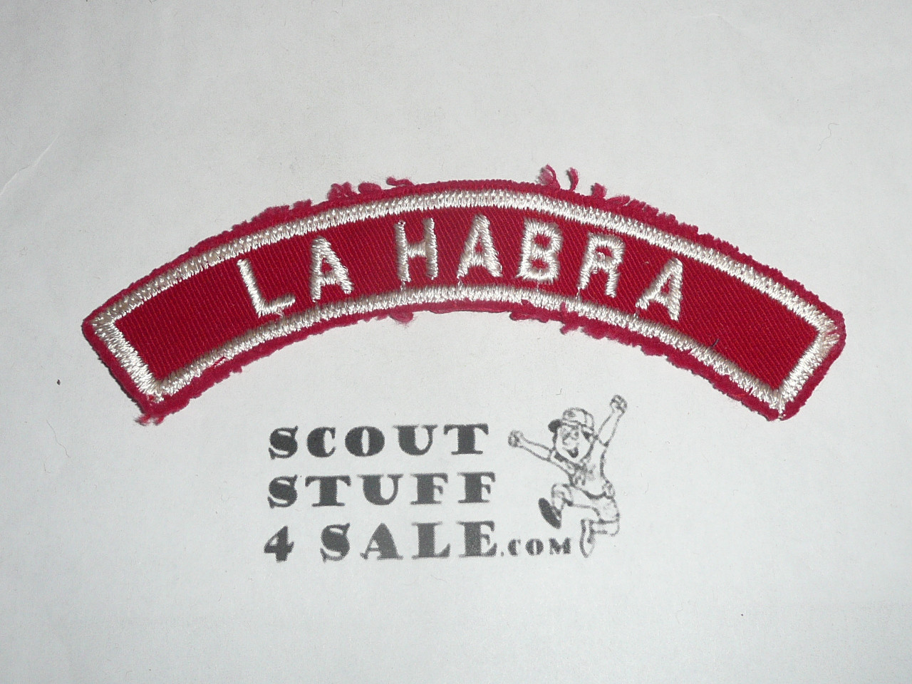 LA HABRA Red and White Community Strip