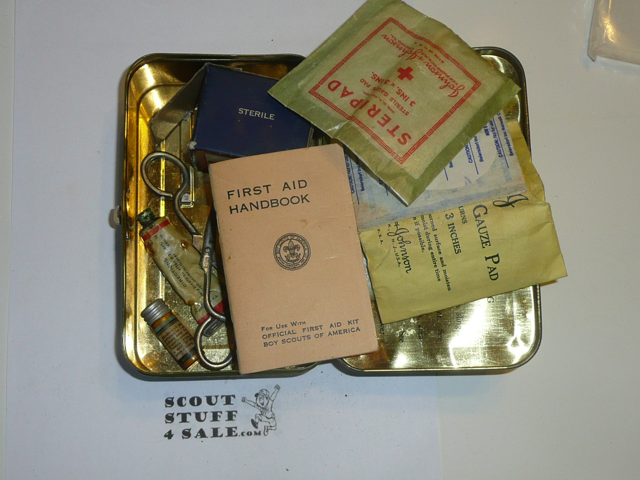 1930's Boy Scout Johnson and Johnson First Aid Tin, WIth Contents, Wear to Tin #3
