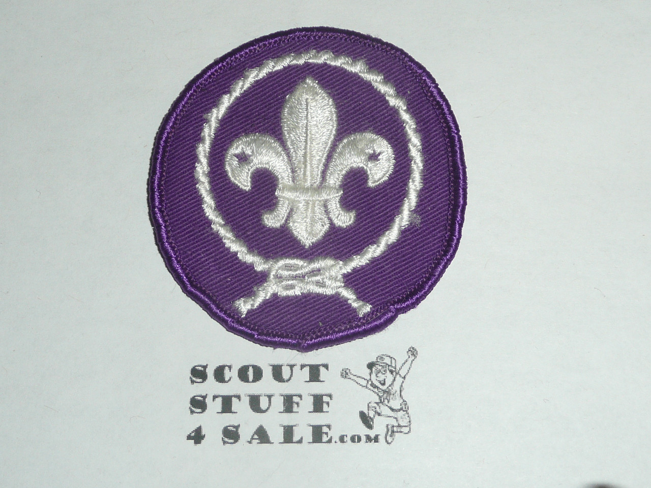 World Scouting Crest / Emblem Patch, embroidered on twill, 2 1/2"