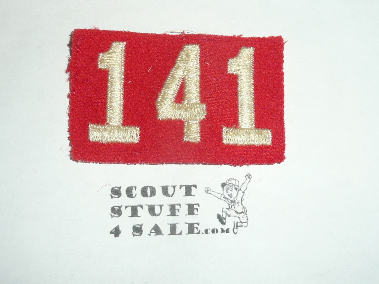 1930's Red Troop Numeral "141", felt, MINT