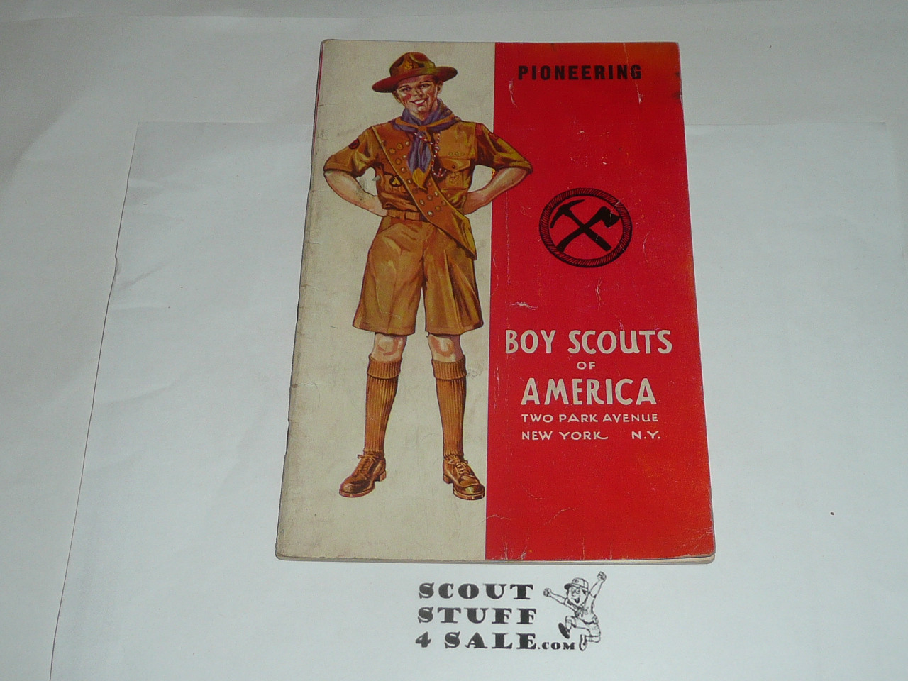 Pioneering Merit Badge Pamphlet, Type 4, Standing Scout Cover, 6-41 Printing