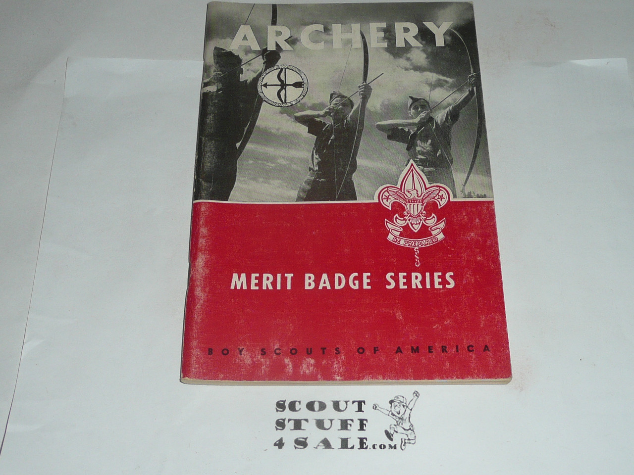 Archery Merit Badge Pamphlet, Type 6, Picture Top Red Bottom Cover, 4-62 Printing