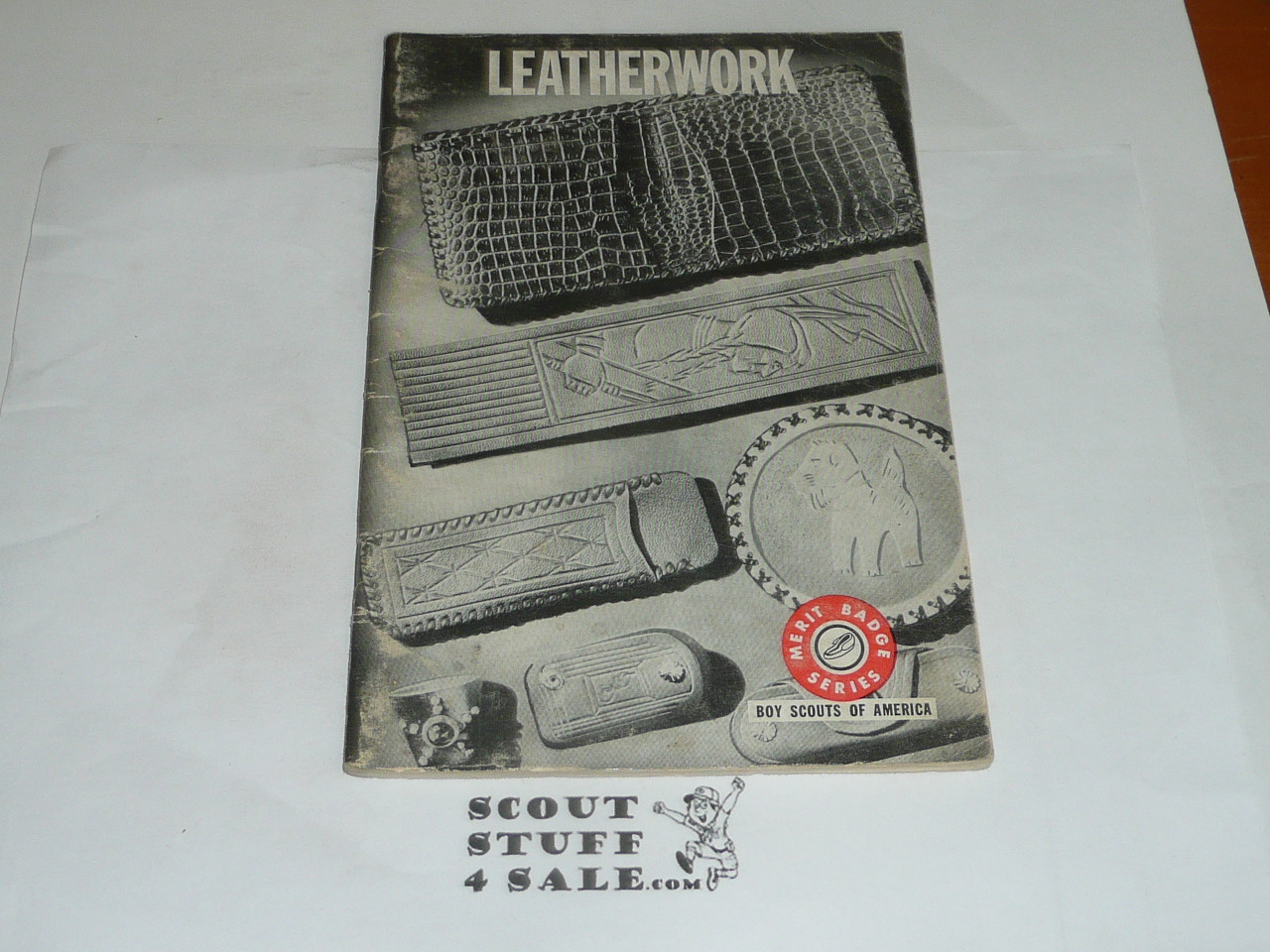 Leatherwork Merit Badge Pamphlet, Type 7, Full Picture, 1-72 Printing
