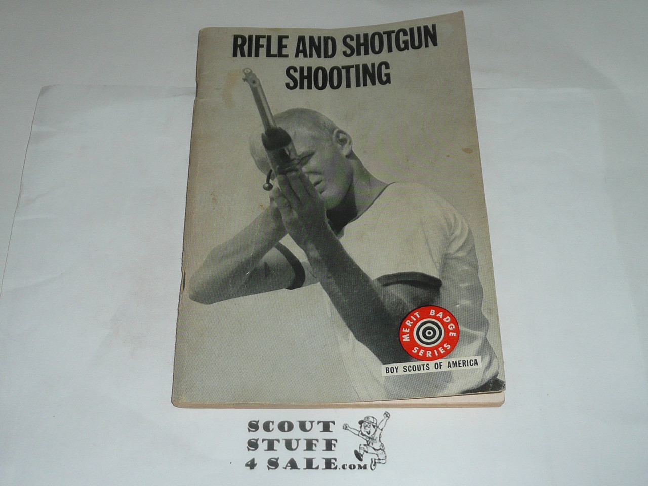 Rifle and Shotgun Shooting Merit Badge Pamphlet, Type 7, Full Picture, 3-70 Printing