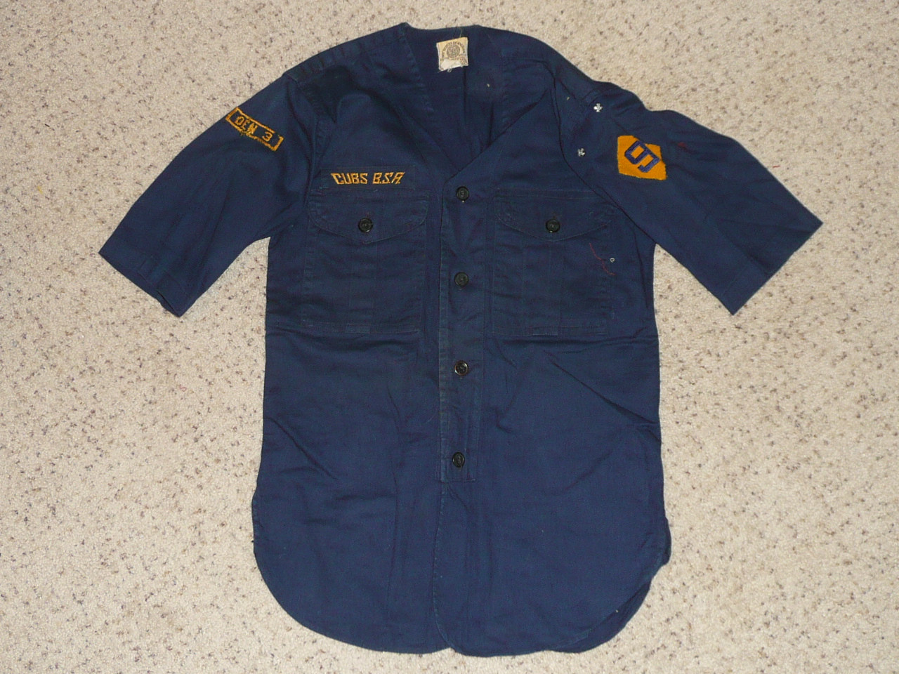 1950's Boy Scout Cub Uniform Shirt with Felt DIAMOND 9 unit number, 15" chest 24" length, #FB77