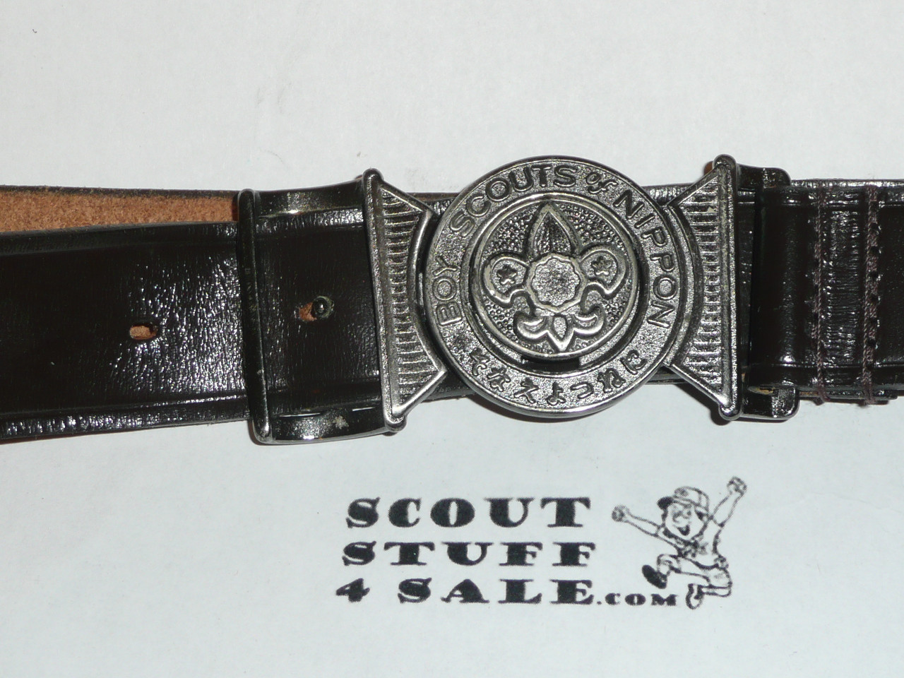 Boy Scouts of Nippon Cast Belt Buckle on Leather Belt, Very good condition