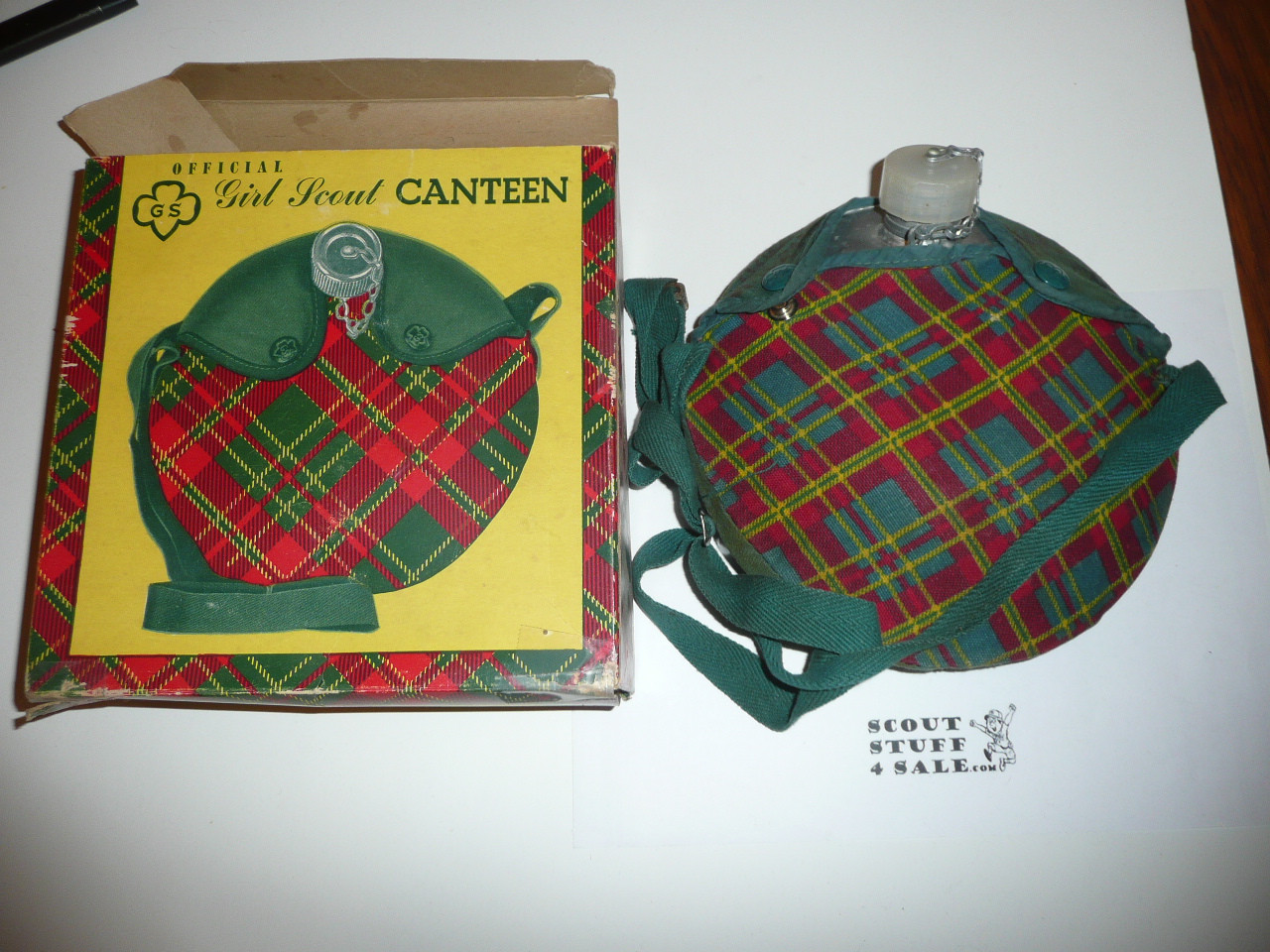 1960's Official Girl Scout Canteen, Near MINT condition with Girl's name on case in Original Box #2