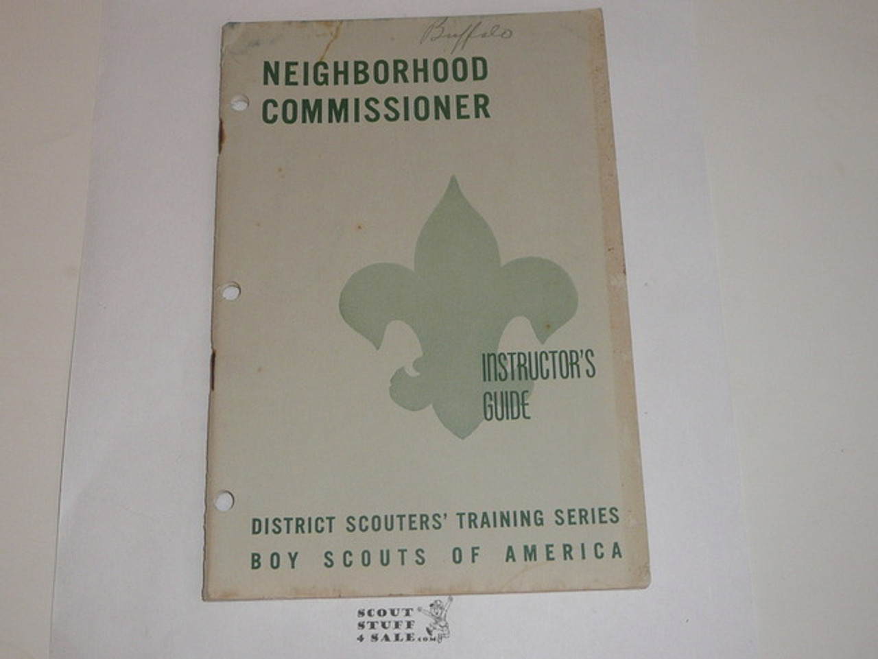 District Scouter's Training Series, Neighborhood Commissioner Instructor's Guide, 2-66 printing