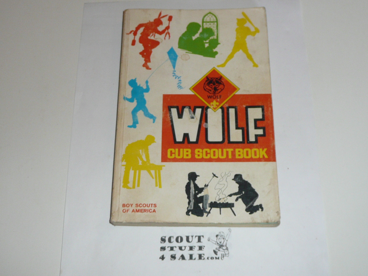 1978 Wolf Cub Scout Handbook, 8-78 Printing, lite use