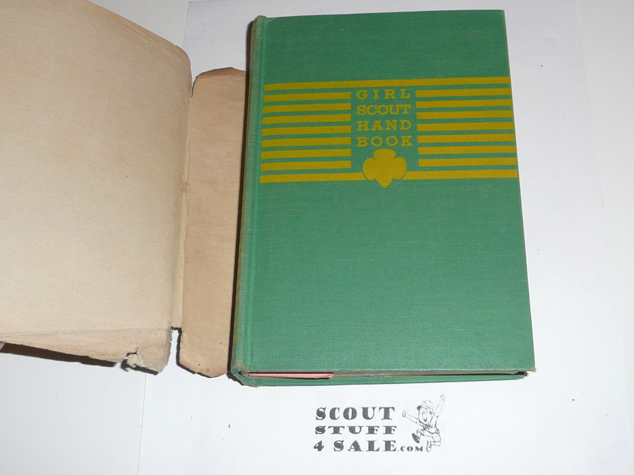 1943 Official Girl Scout Handbook, hardbound, 3-43 Printing, 5th printing, leather cover and MINT book