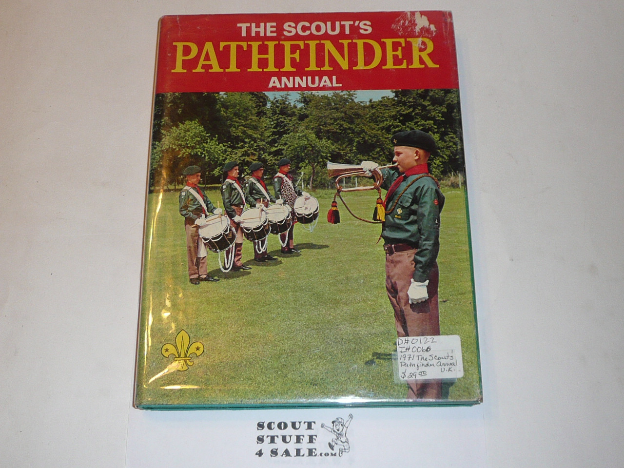 1971 The Scout's Pathfinder Annual, UK Scout Association, with dust jacket