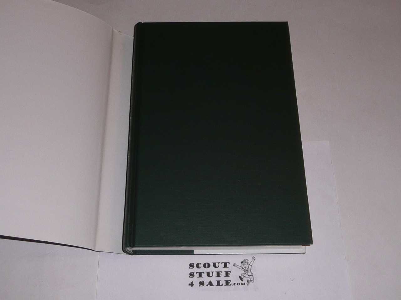 Building Character in the American Boy, The Boy Scouts YMCA and their Forerunners 1870-1920, By David Macleod, with fly leaf, 1983 printing