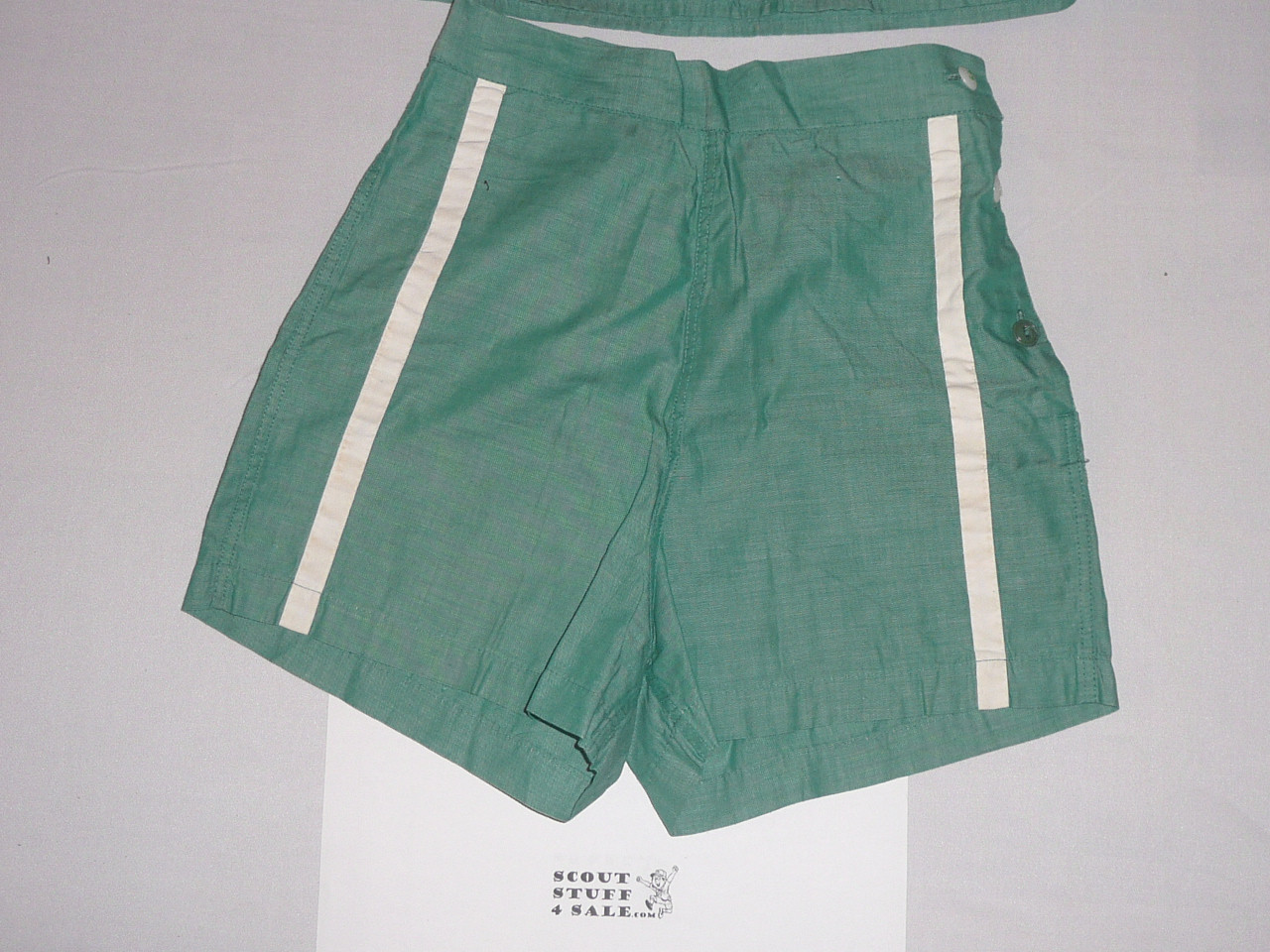 1970's Girl Scout Uniform, Shorts 22" Waist, Pullover top 13 1/2" chest, GSH19