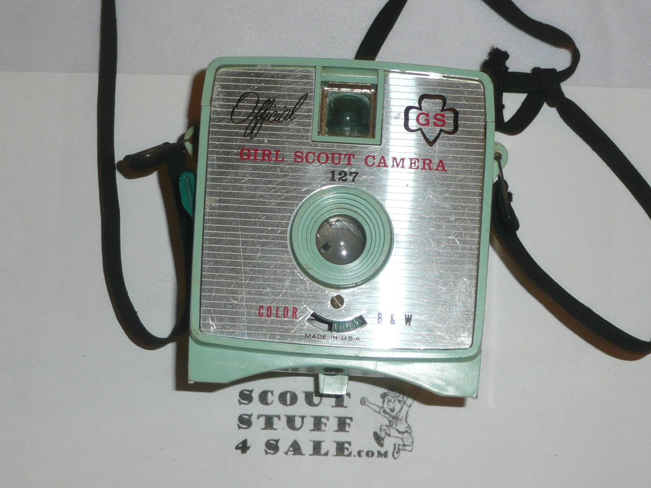 Vintage Official Girl Scout Color Camera, by Herbert George Company, very good condition