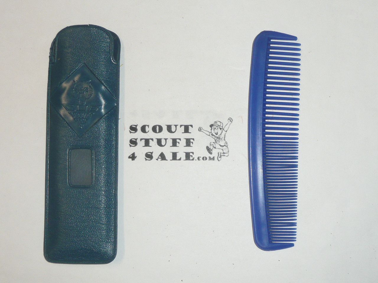 1970's Cub Scout Comb and case