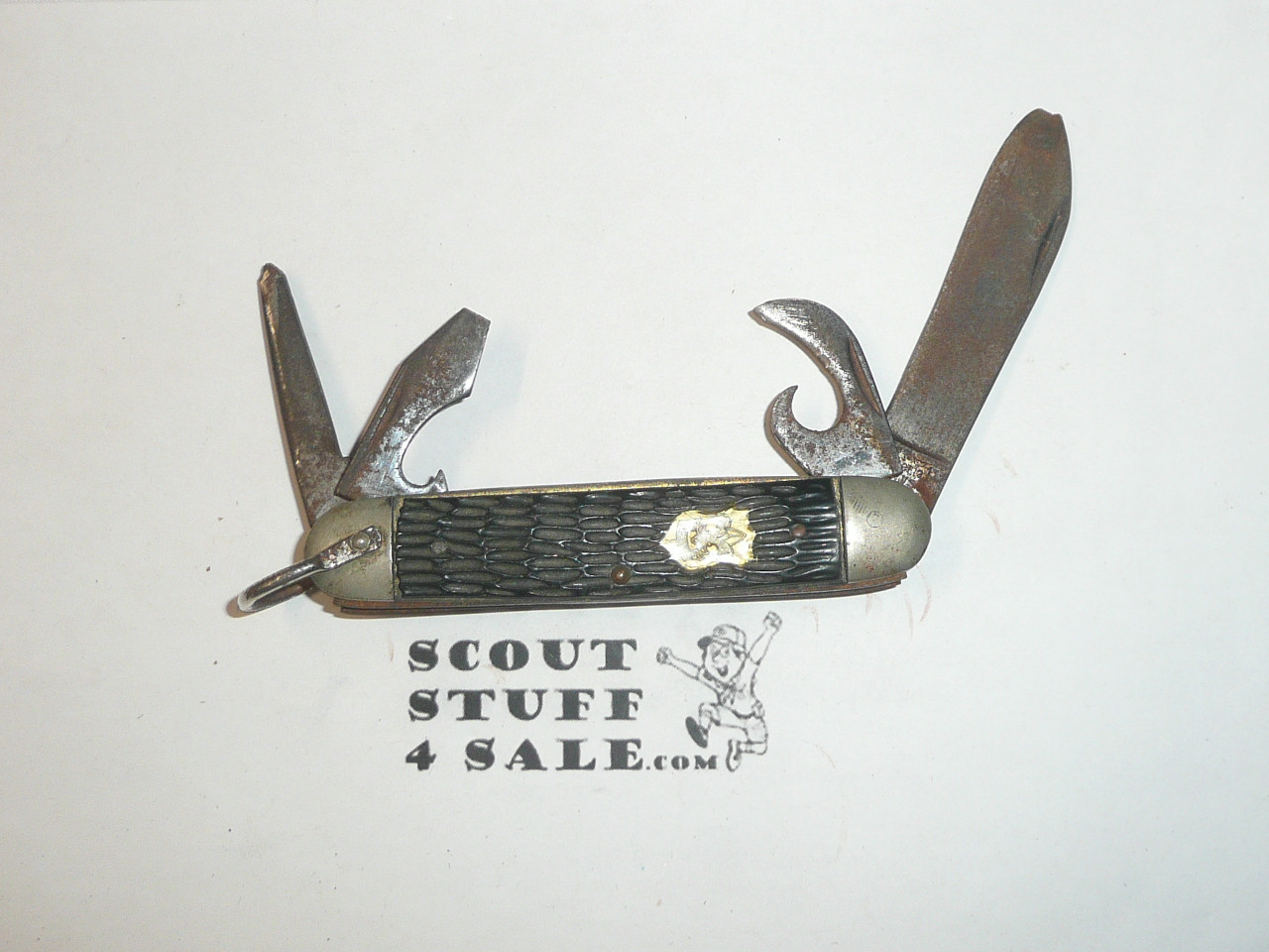 Boy Scout Knife, Imperial Manufacturer, Used with some rust (PAT11)