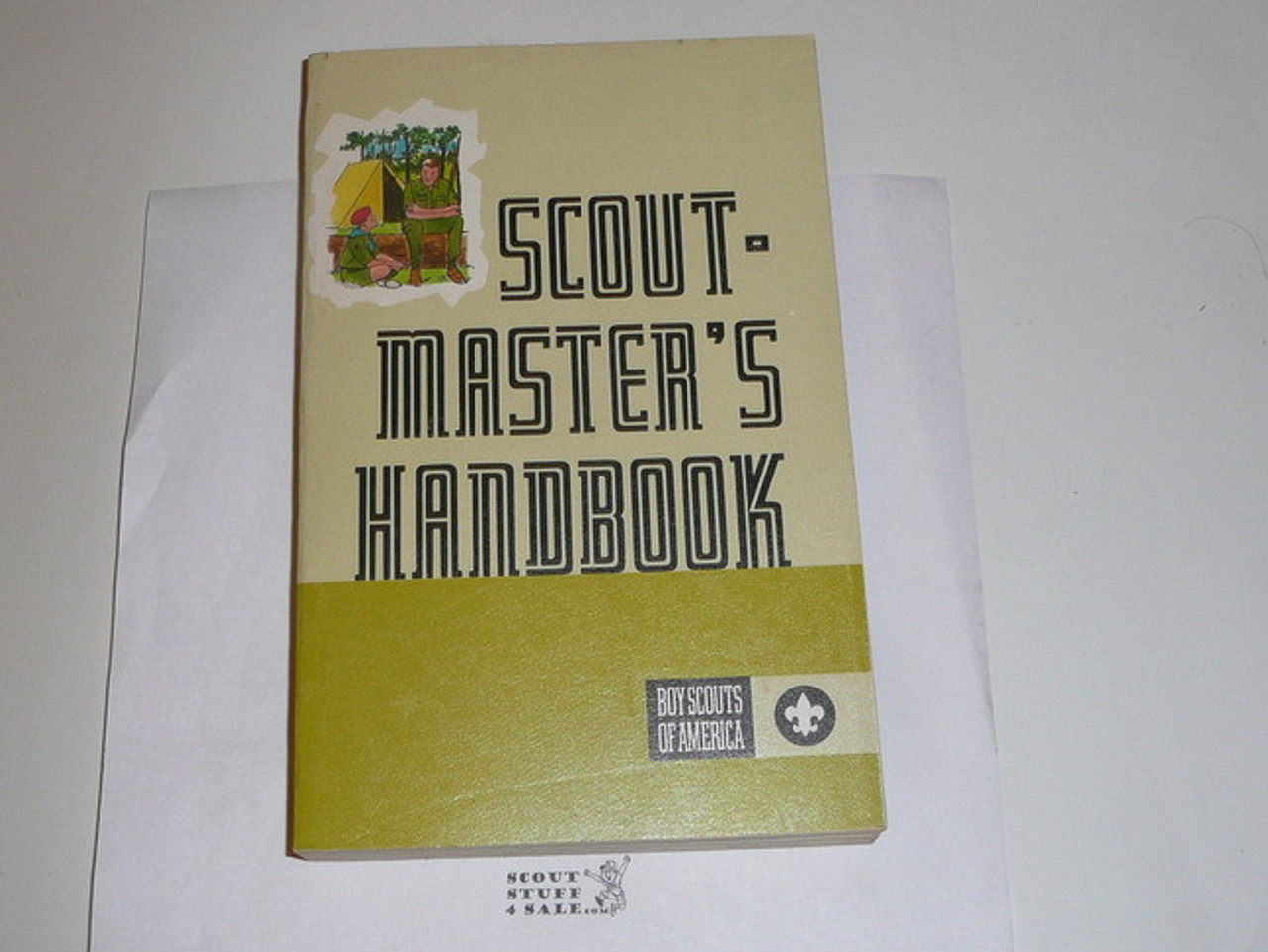 1976 Scoutmasters Handbook, Sixth Edition, Fifth Printing, MINT Condition but name on the cover