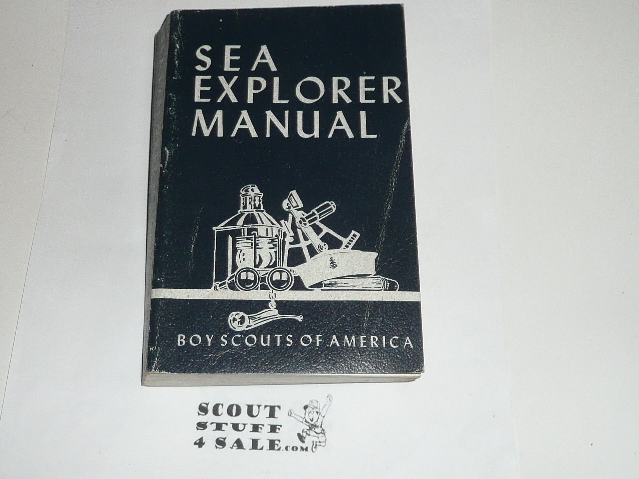 1954 The Sea Explorer Manual, Seventh Edition, 9-54 printing