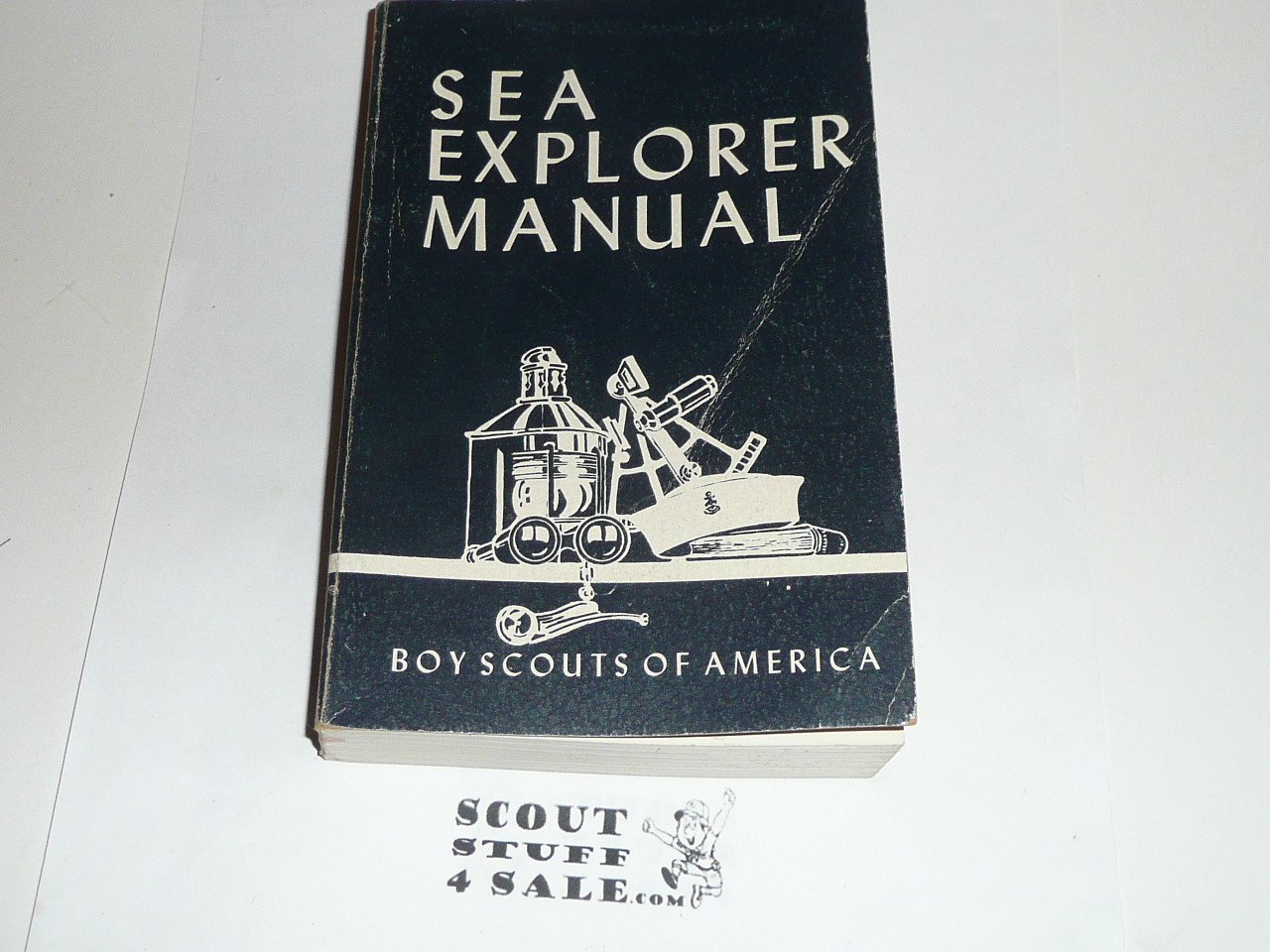 1960 The Sea Explorer Manual, Seventh Edition, 3-60 printing