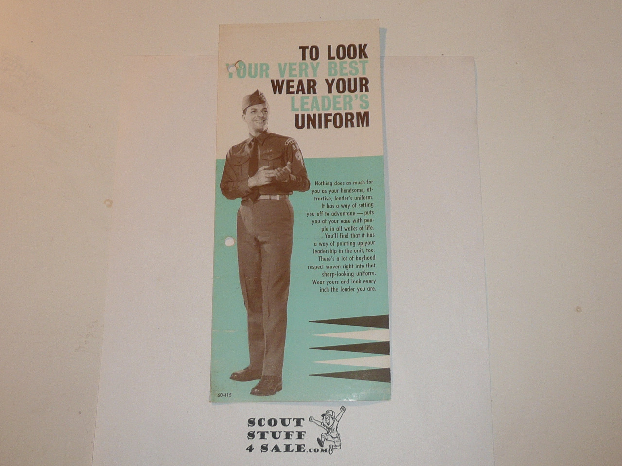 To Look Your Very Best Wear Your Leader's Uniform Brochure, 1960