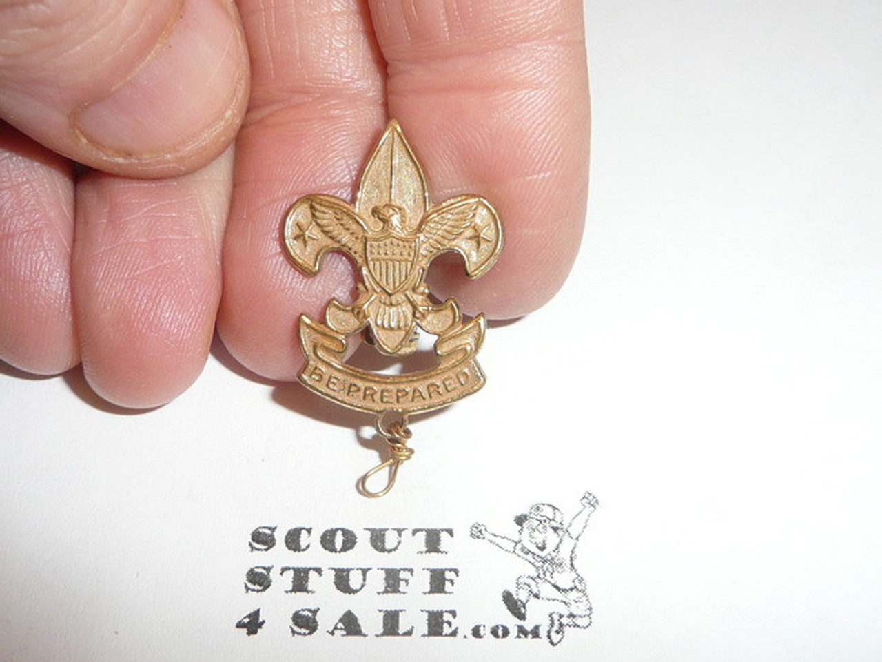 First Class Scout Rank Pin (Could be used as Generic Scouting Collar Pin), bent wire Clasp, 33mm tall (incl knot), PAT 1911 & BS of A back markings, wire knot, indent back