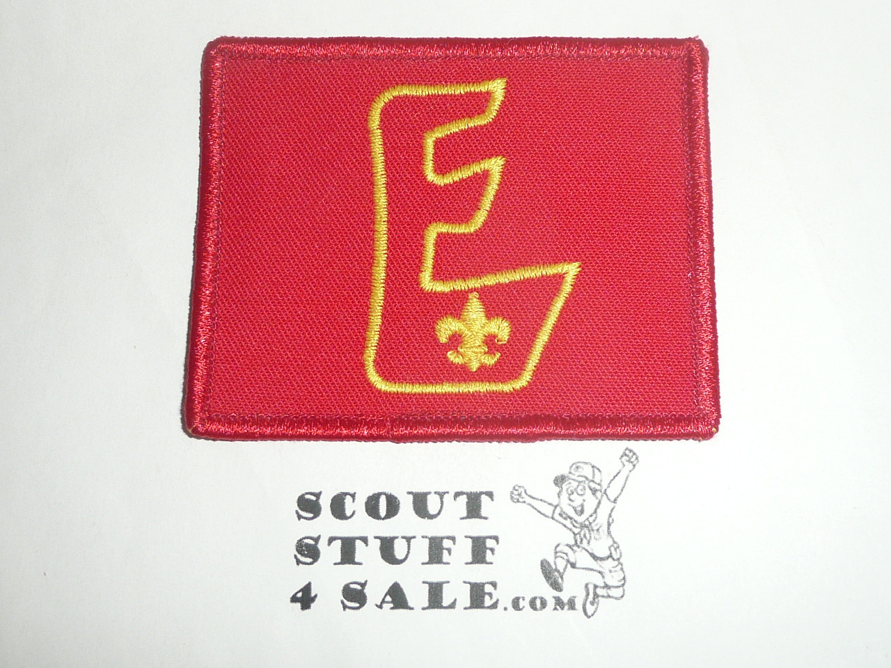 Explorer Scout Universal Emblem from the 1980's in Red with border, fdl