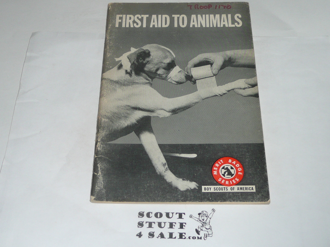 First Aid to Animals Merit Badge Pamphlet, Type 7, Full Picture, 4-68 Printing