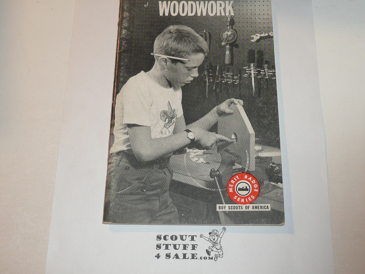 Woodwork Merit Badge Pamphlet, Type 7, Full Picture, 1-68 Printing