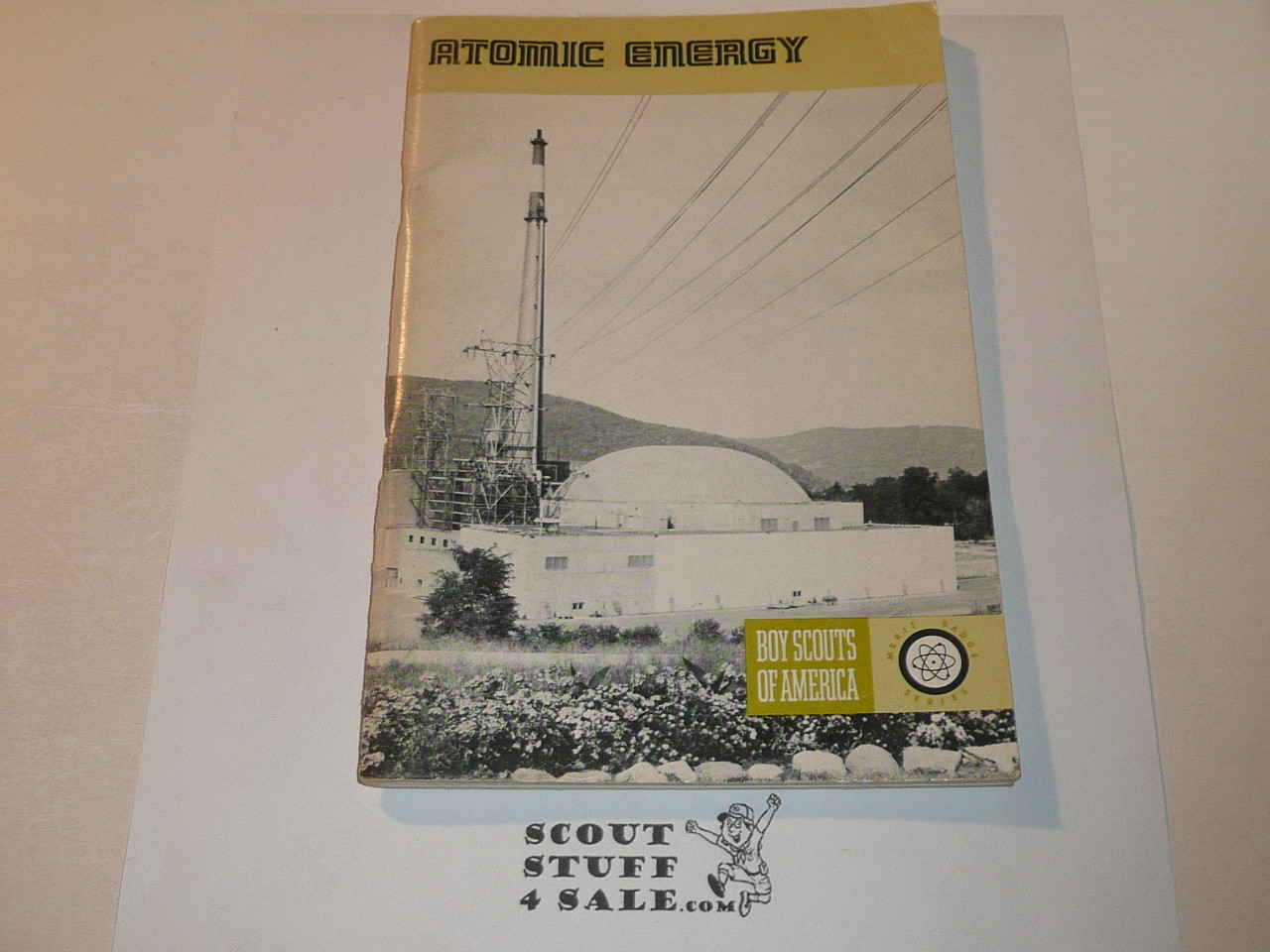 Atomic Energy Merit Badge Pamphlet, Type 8, Full Picture, 8-76 Printing