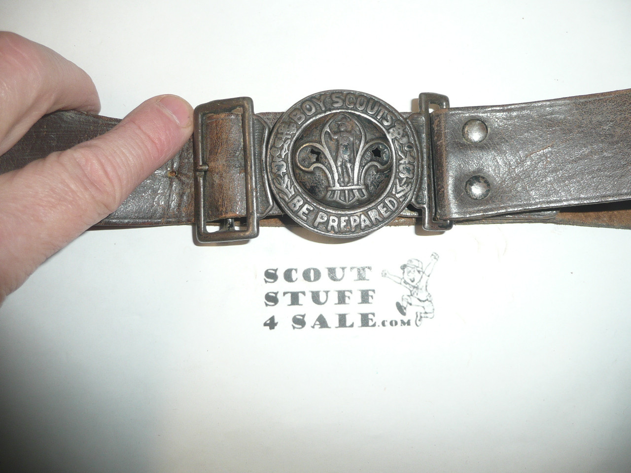 Early British Boy Scout Cast Belt Buckle on Leather Belt, small waist,used