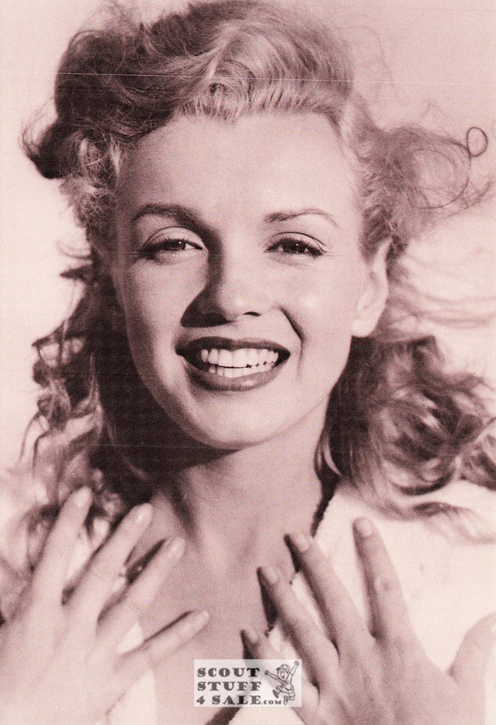 Marilyn Monroe Sepia Postcard by Classico SF/Ludlow #136-034