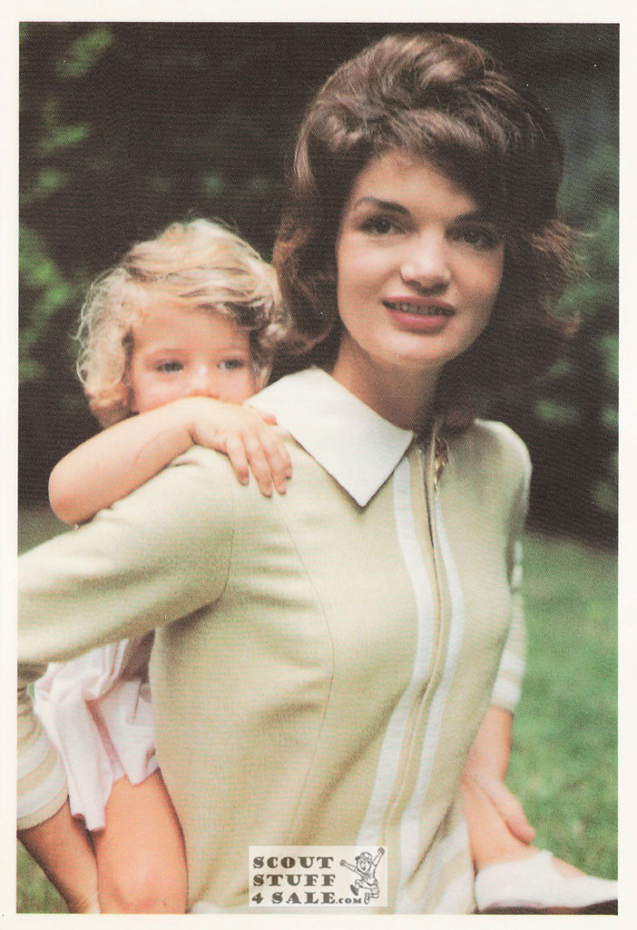 Jacqueline & Caroline Kennedy in Summer 1961 Postcard, Classico SF #548-007