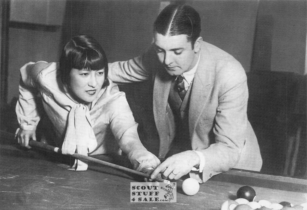 Ralph Greenleaf & Princess Nai Tai Tai Shooting Pool Postcard,  Classico #552-007