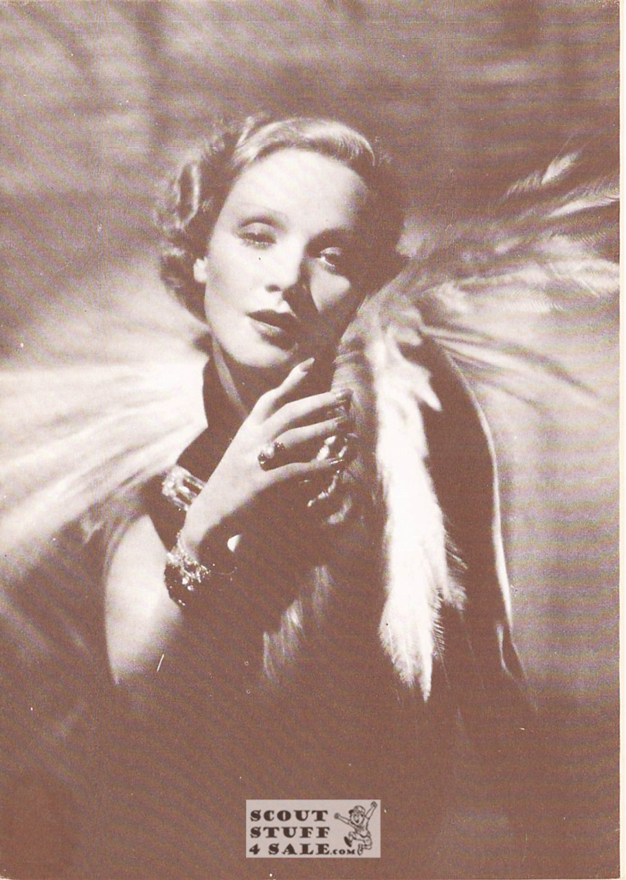 Marlene Dietrich Black/White French Movie Postcard, Editions Nugeron #CP147